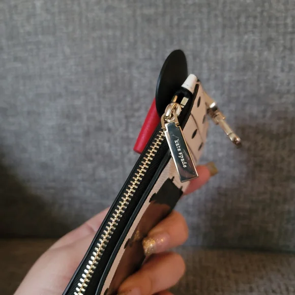 Kate Spade Disney Minnie Mouse Card Holder - Picture 5 of 10